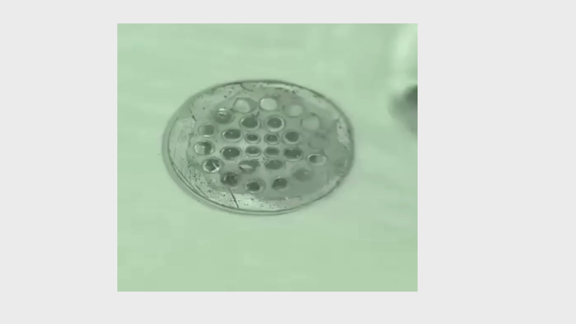 CANALISATION BOUCHEE RELAXE DRAIN CLEANER STICK EST LA.
 Le Drain Cleaner Stick est une solution efficace pour déboucher les canalisations et éliminer les obstructions tenaces. Conçu pour être facile à utiliser, ce bâtonnet innovant offre une alternative pratique aux produits liquides traditionnels. 

